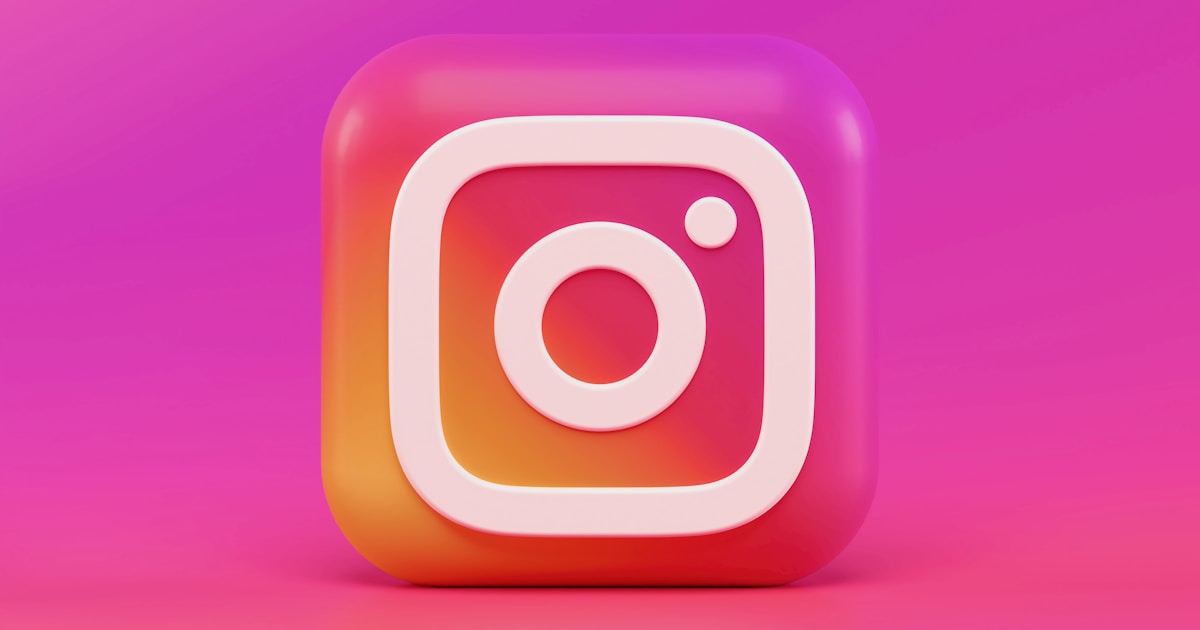 Product feed illustration for Shopify to TikTok: Verify the First Catalog Sync